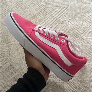 Women’s Vans Canvas Ward Shoes